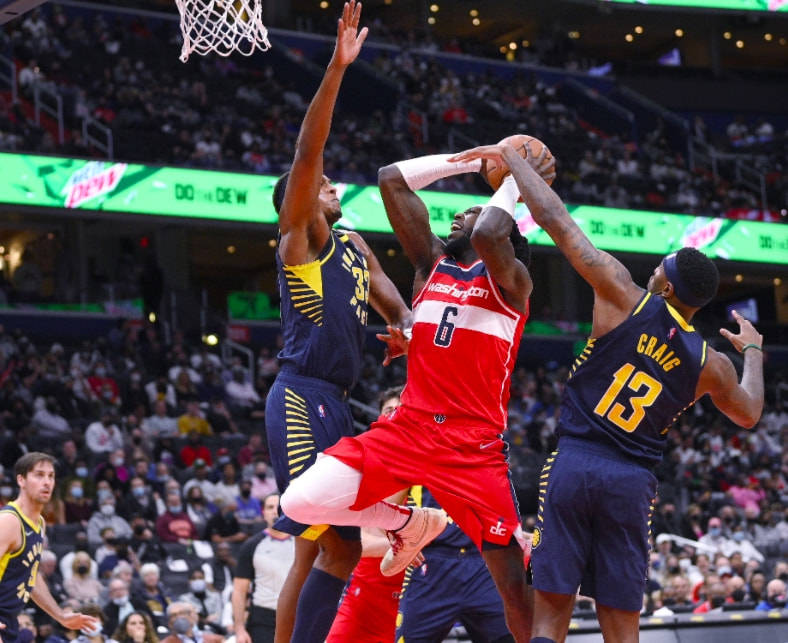 JNH体育-包含猛龙惊险战胜公牛，哈雷尔砍下全场最高分的词条