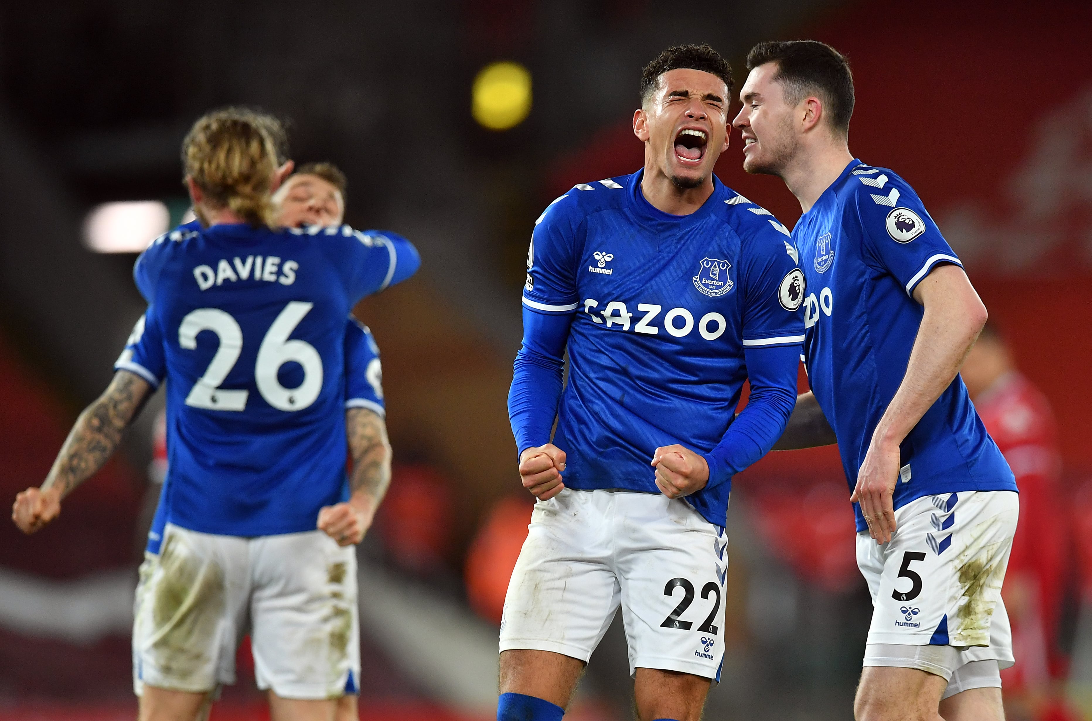 JNH体育-包含巴恩利逆转比分获胜，英超保级希望再现曙光的词条