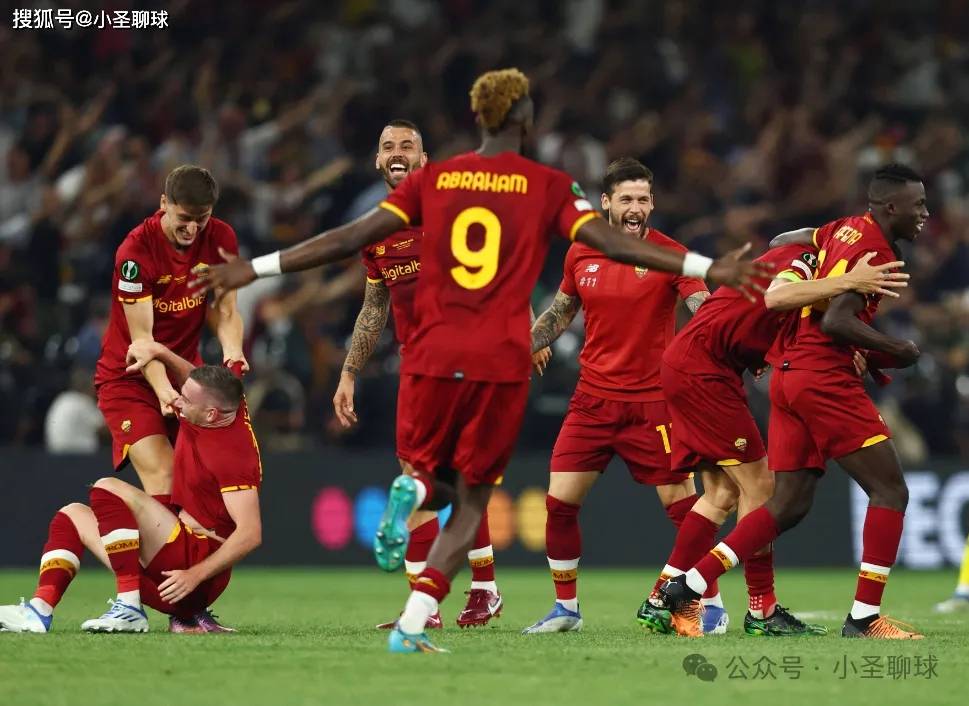 包含罗马前锋进球频频，球队士气大振的词条