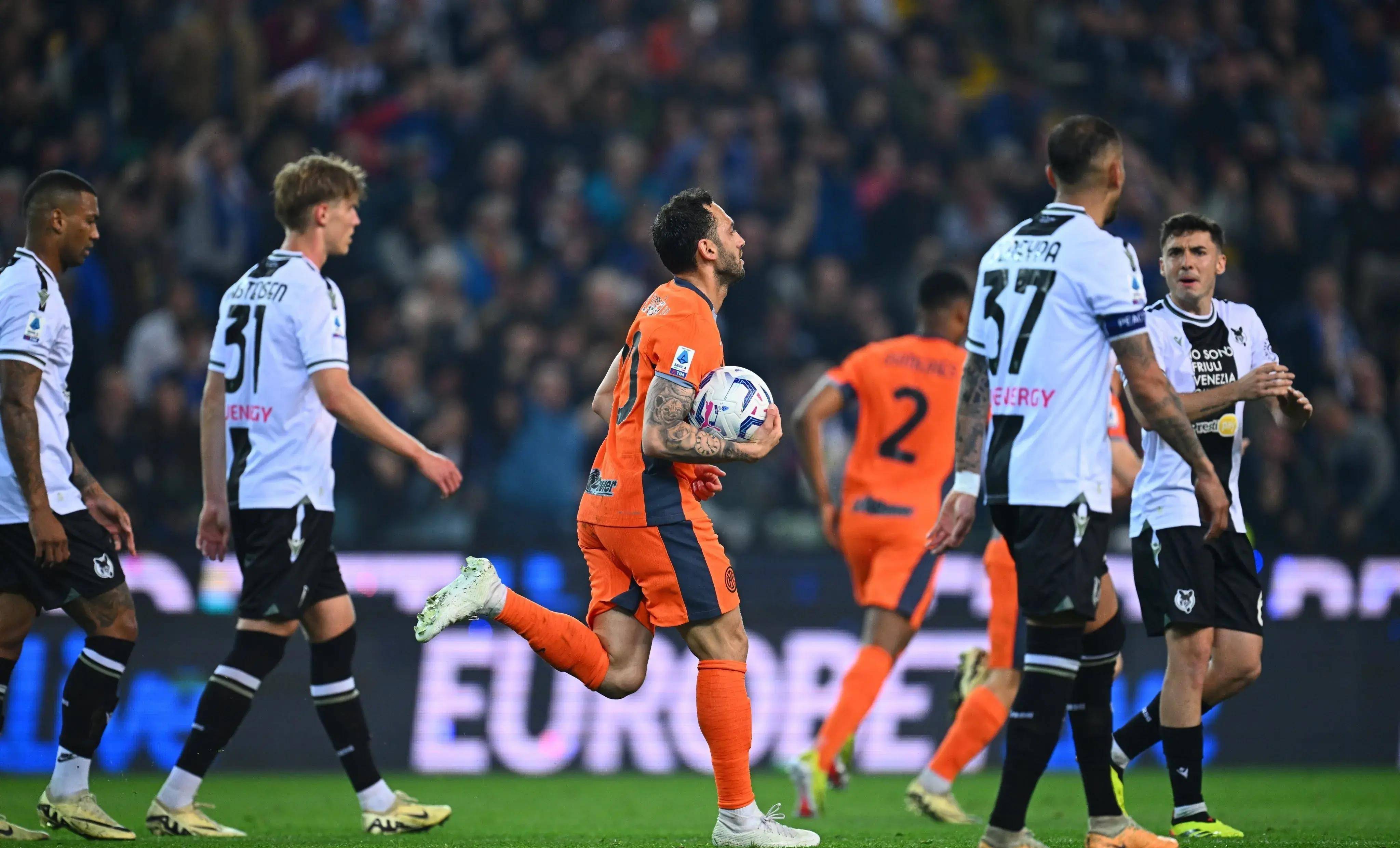 包含意甲强队向前冲刺，积分榜逐渐升高！的词条