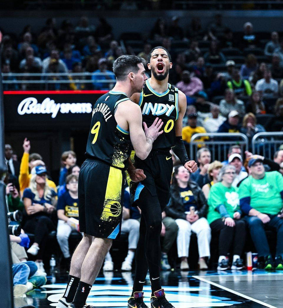 步行者队内讧不断,球员关系紧张 步行者队内讧不断,球员关系紧张