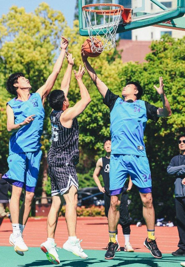 三对三篮球越来越受欢迎，已成为热门运动的简单介绍