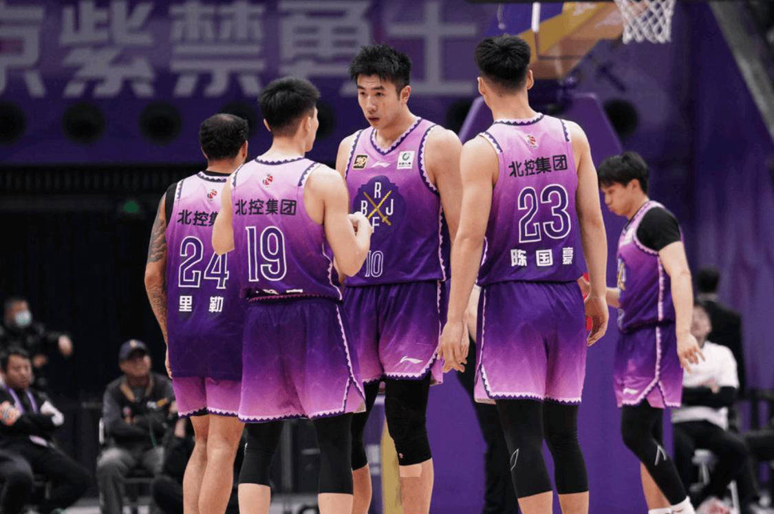 金年会网站-包含联盟名帅突然宣布退役，传出球坛震动消息的词条