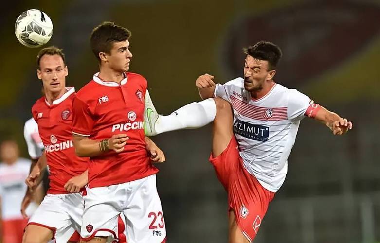 柏林联队凭借进攻火力,取得胜利 柏林联队凭借进攻火力,取得胜利