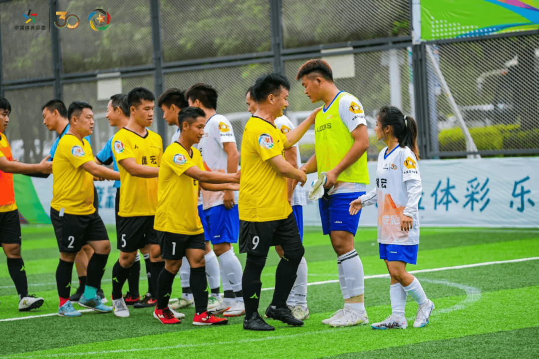 包含国内足球场上对决精彩纷呈比赛场面震撼人心的词条 包含国内足球场上对决精彩纷呈比赛场面震撼人心的词条
