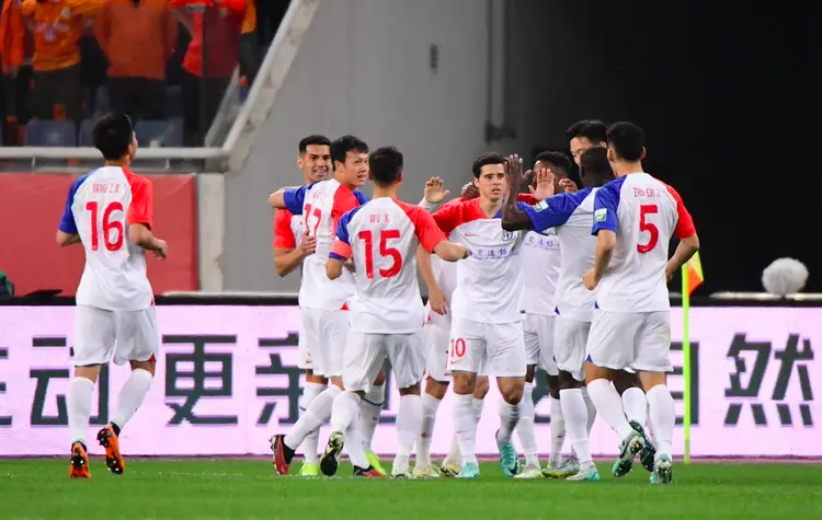 jinnianhui--中国国脚登顶国际赛事荣耀的简单介绍