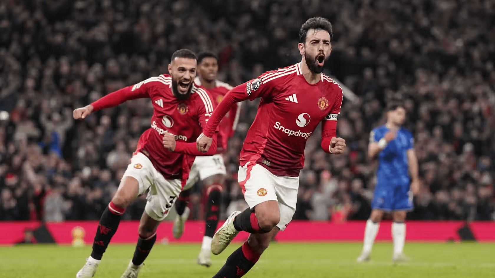 关于曼联主场失利，利物浦客场大获全胜的信息