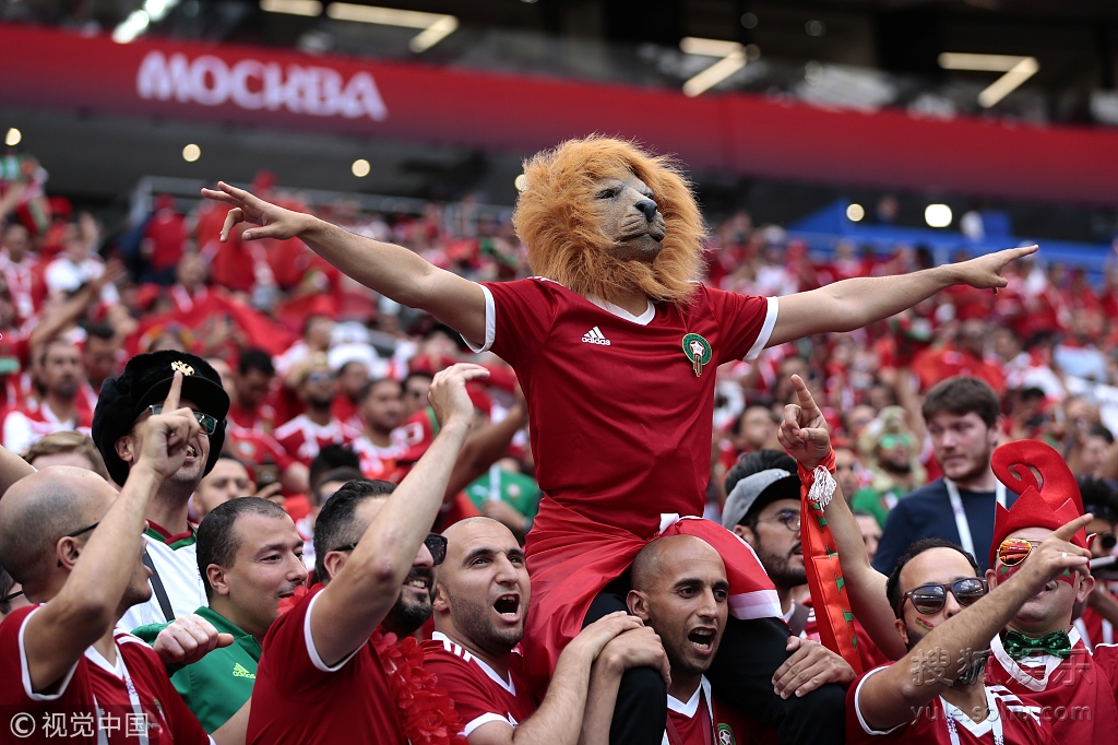 关于欧洲足球壮观开赛,观众席一片火热支持的信息 关于欧洲足球壮观开赛,观众席一片火热支持的信息