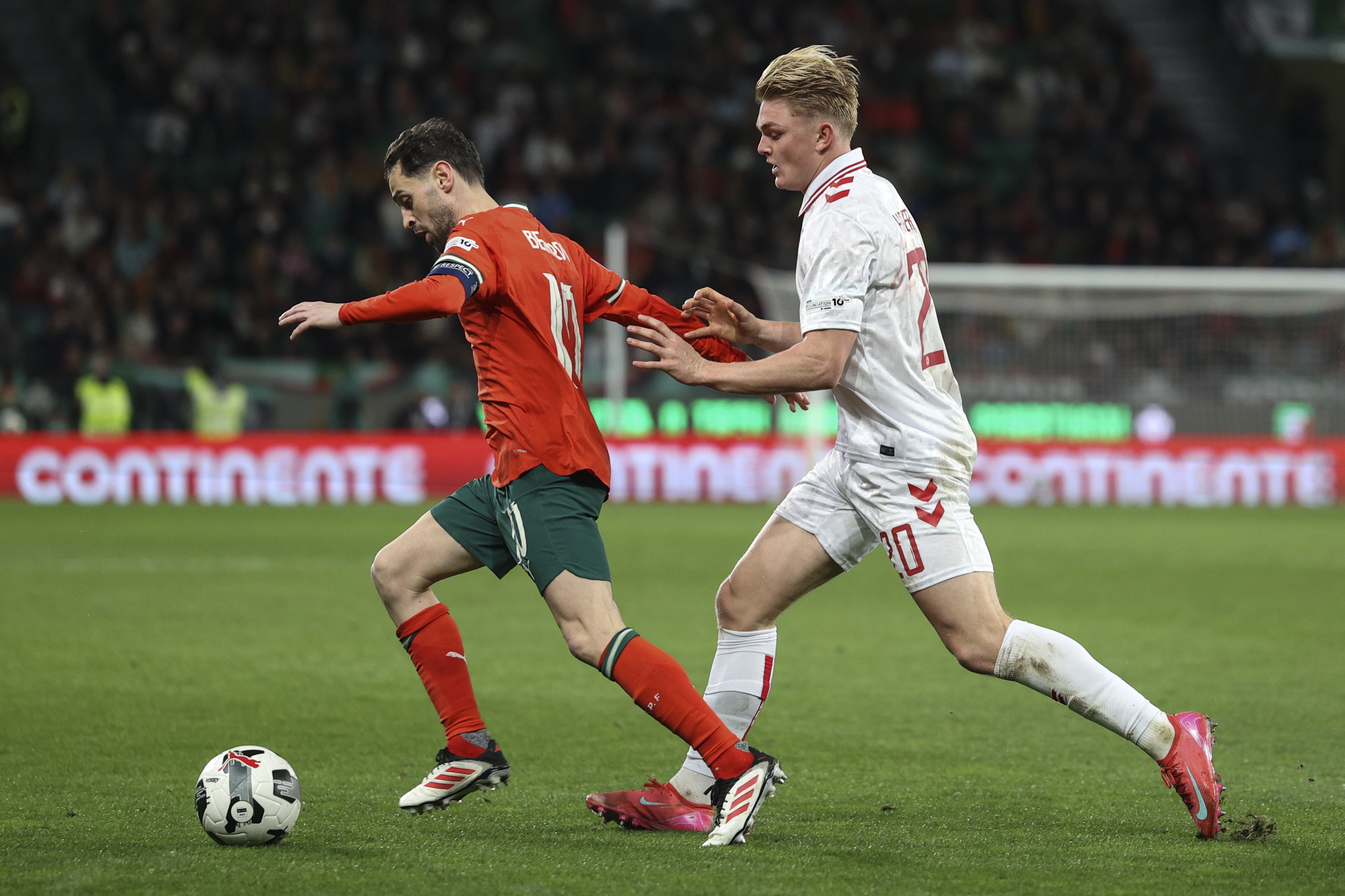 葡萄牙队击败冰岛晋级欧锦赛四强，荷兰惊险出局的简单介绍