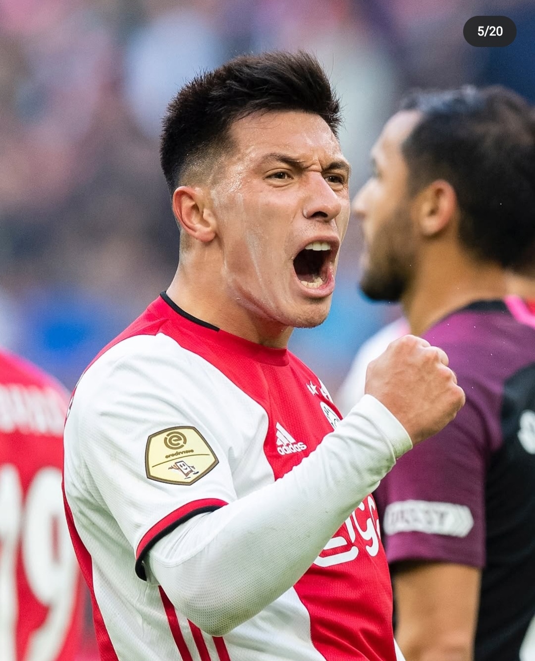 阿贾克斯勇夺重要胜利，球队士气高涨的简单介绍