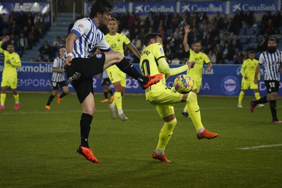 金年会娱乐-关于阿拉维斯小胜对手，成功保级希望的信息