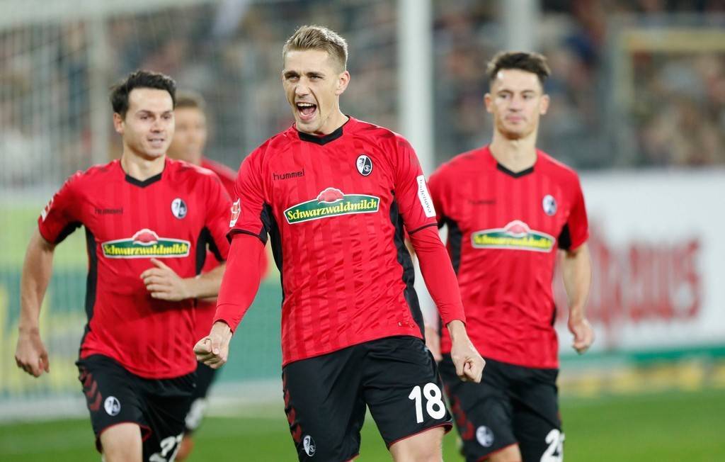 关于弗赖堡球员表现抢眼，德国联赛中争先的信息