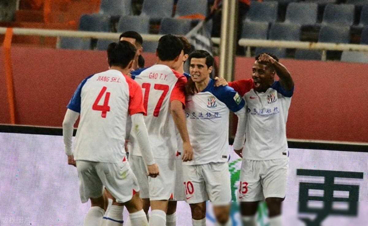 金年会-上海上港大胜天津泰达，继续保持领先位置