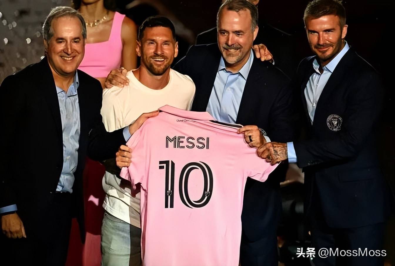 包含德甲重磅对决：梅西迎战梅西，表现神勇的词条