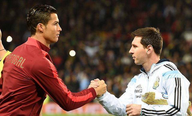 巴萨亮亮看一看侍女见情不忍的简单介绍