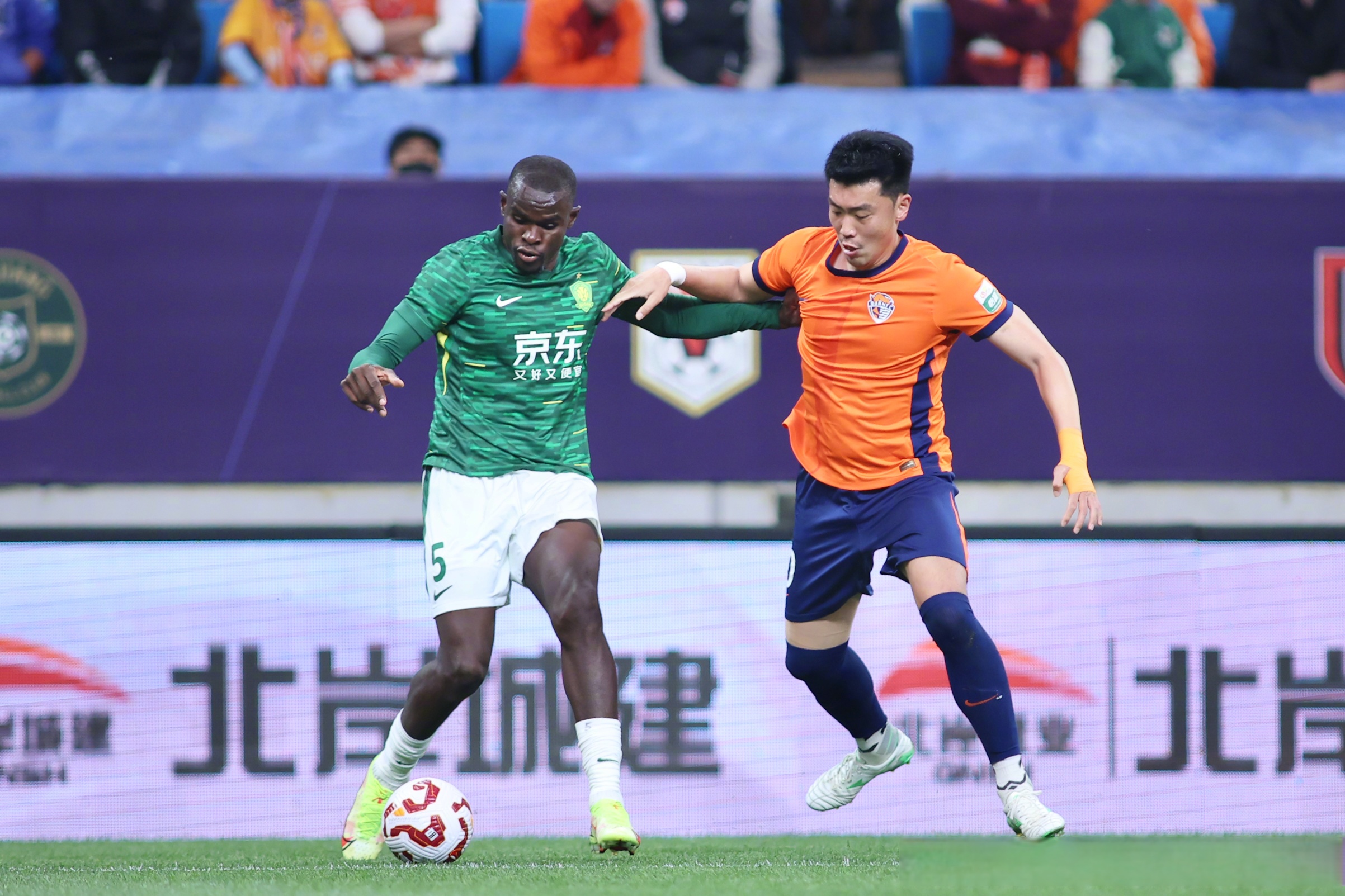 包含北京国安客场战平河北华夏，豪取不败纪录的词条