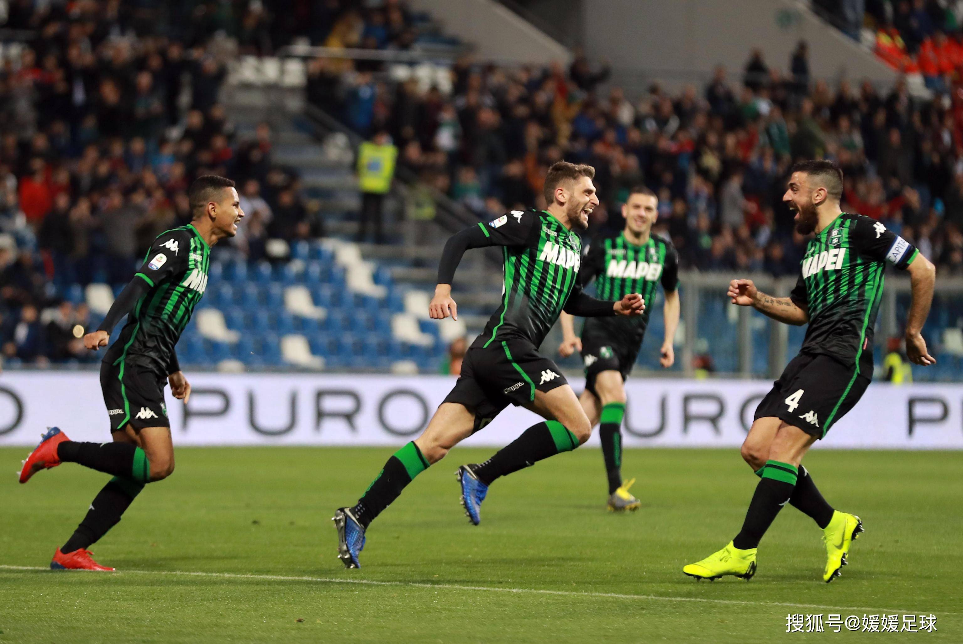 奥利瓦:在国际足球竞技中迈向辉煌 奥利瓦:在国际足球竞技中迈向辉煌