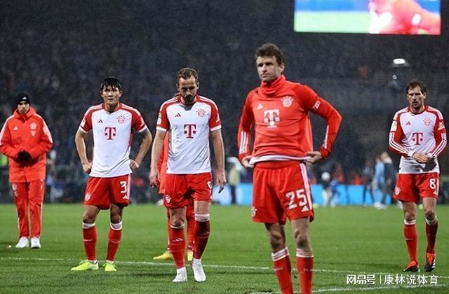 拜仁慕尼黑在德甲榜首仍位居不移 拜仁慕尼黑在德甲榜首仍位居不移