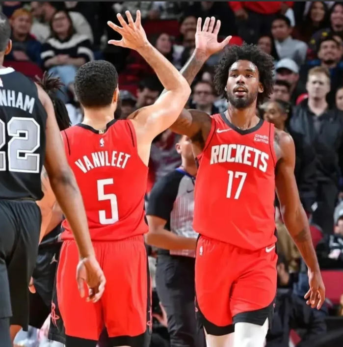 关于火箭老将伤愈归队，助力球队逆转比分的信息