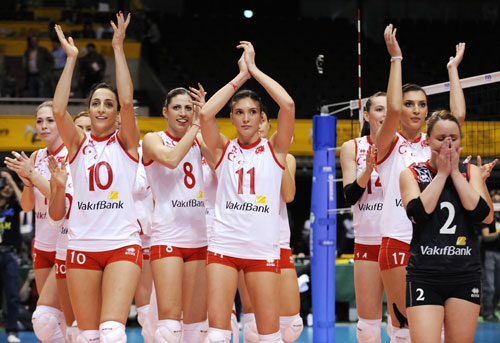 德国队备战土耳其，全员备战朝着胜利而行