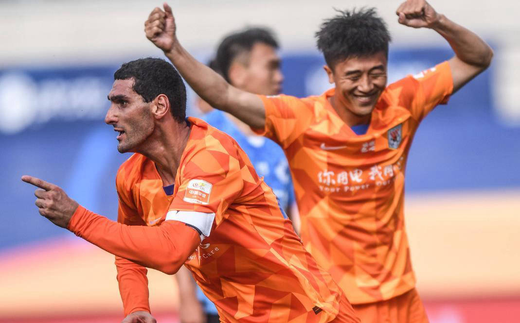 新援表现抢眼,带领球队实现连胜 新援表现抢眼,带领球队实现连胜