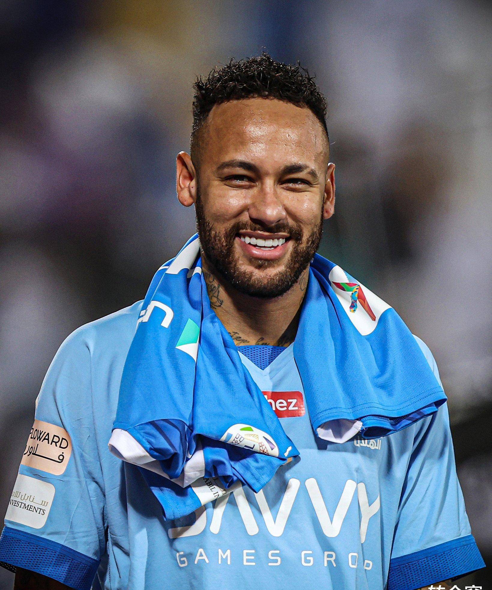 比利时横扫马赛，内马尔爆发神勇