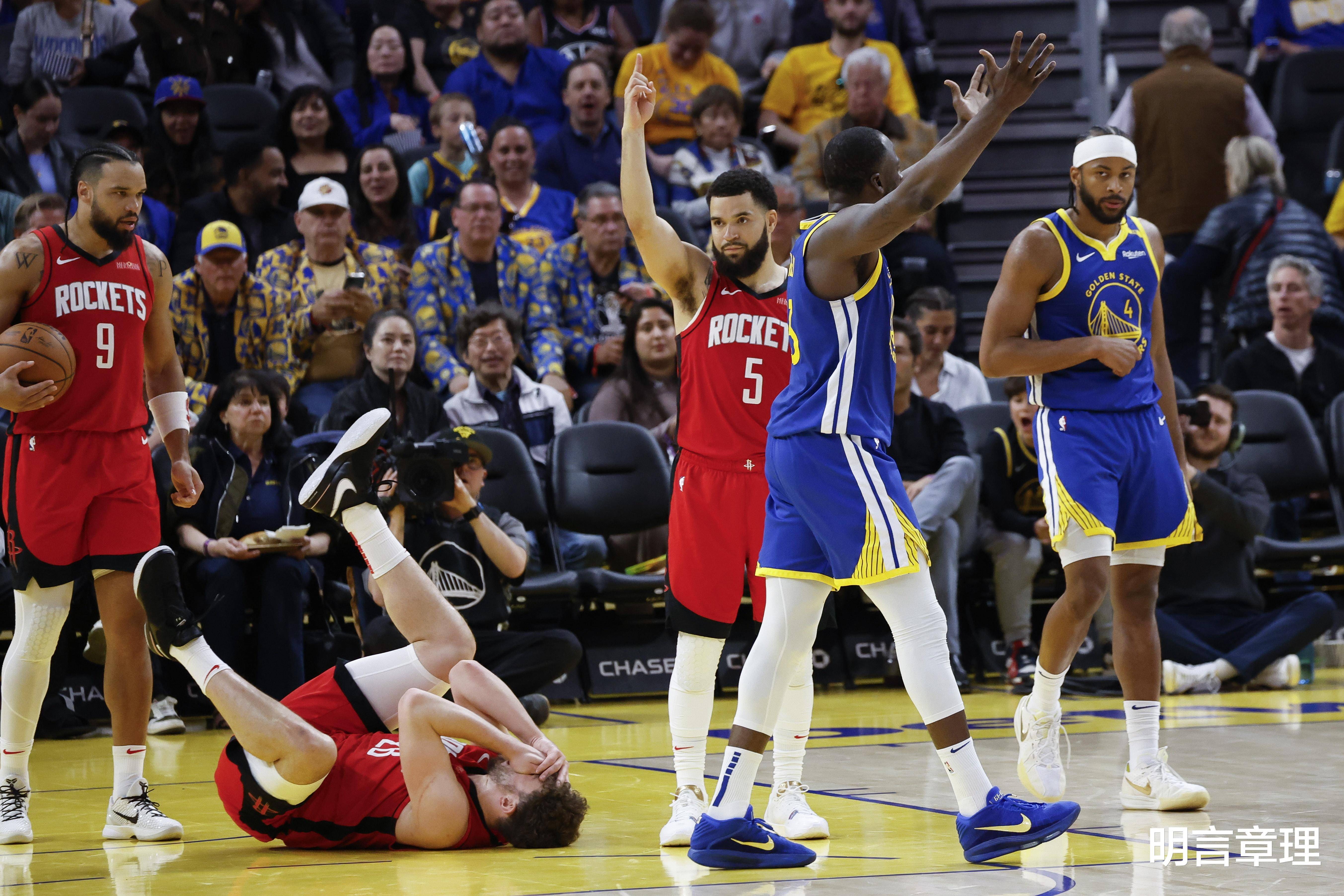 勇士主场大胜火箭，夺得关键胜利