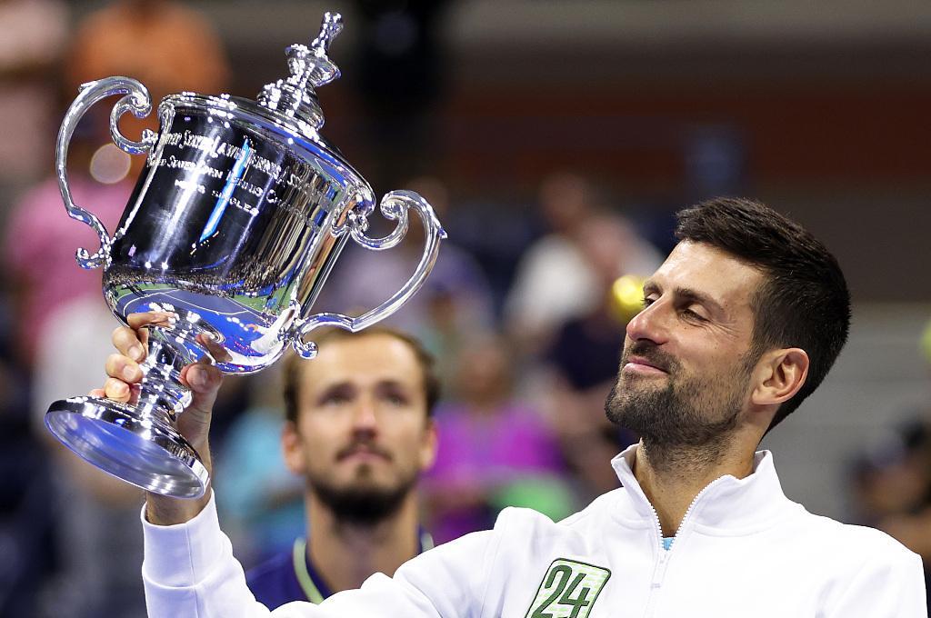 美网力克戴维斯杯，德约科维奇统治全场