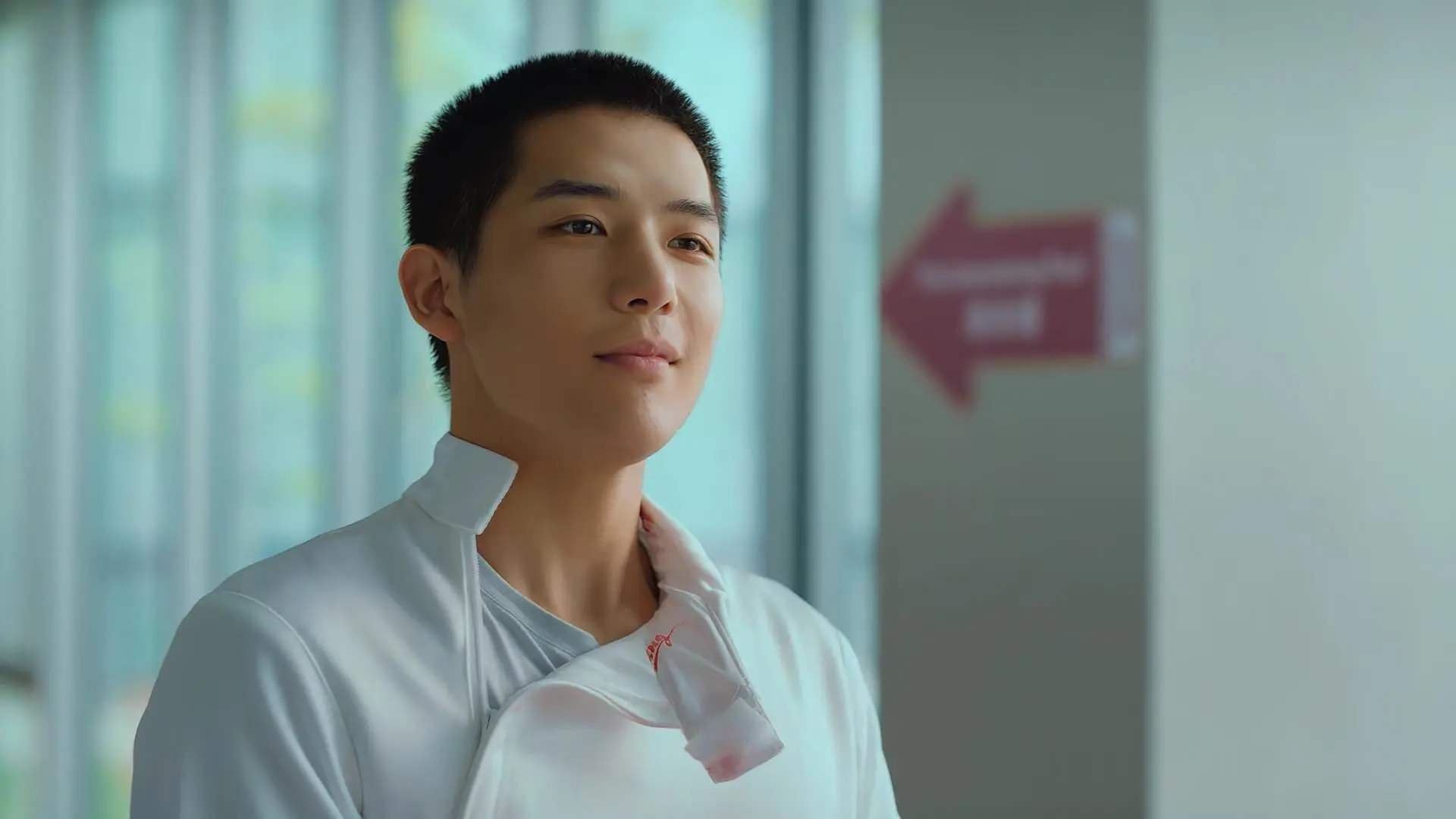 金年会娱乐-东方新月与英伦利刃，绿茵场上的征服叙事