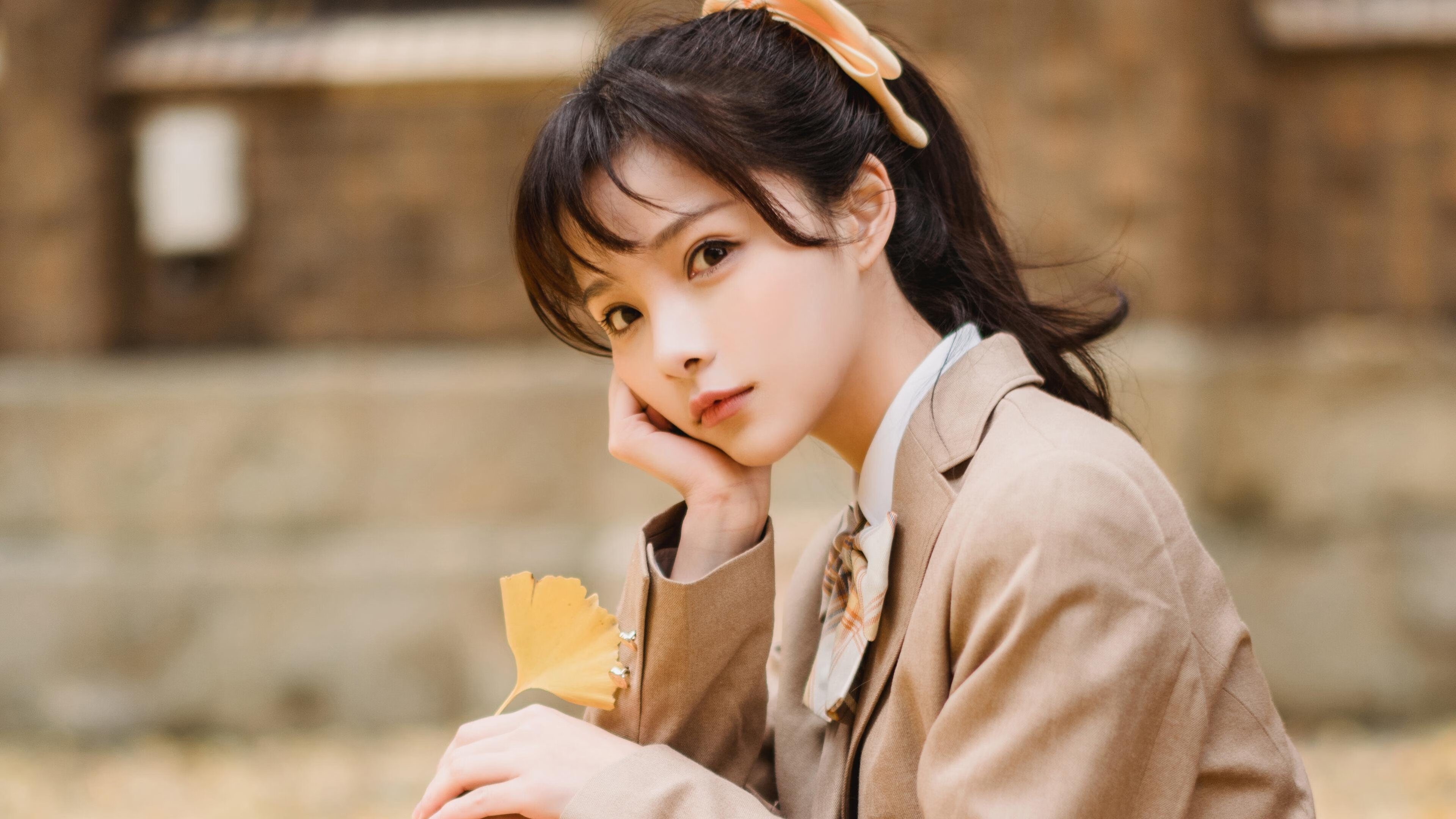 极速开局，从F1巴林揭幕战引擎，解码南非足球如何‘超车’巴萨