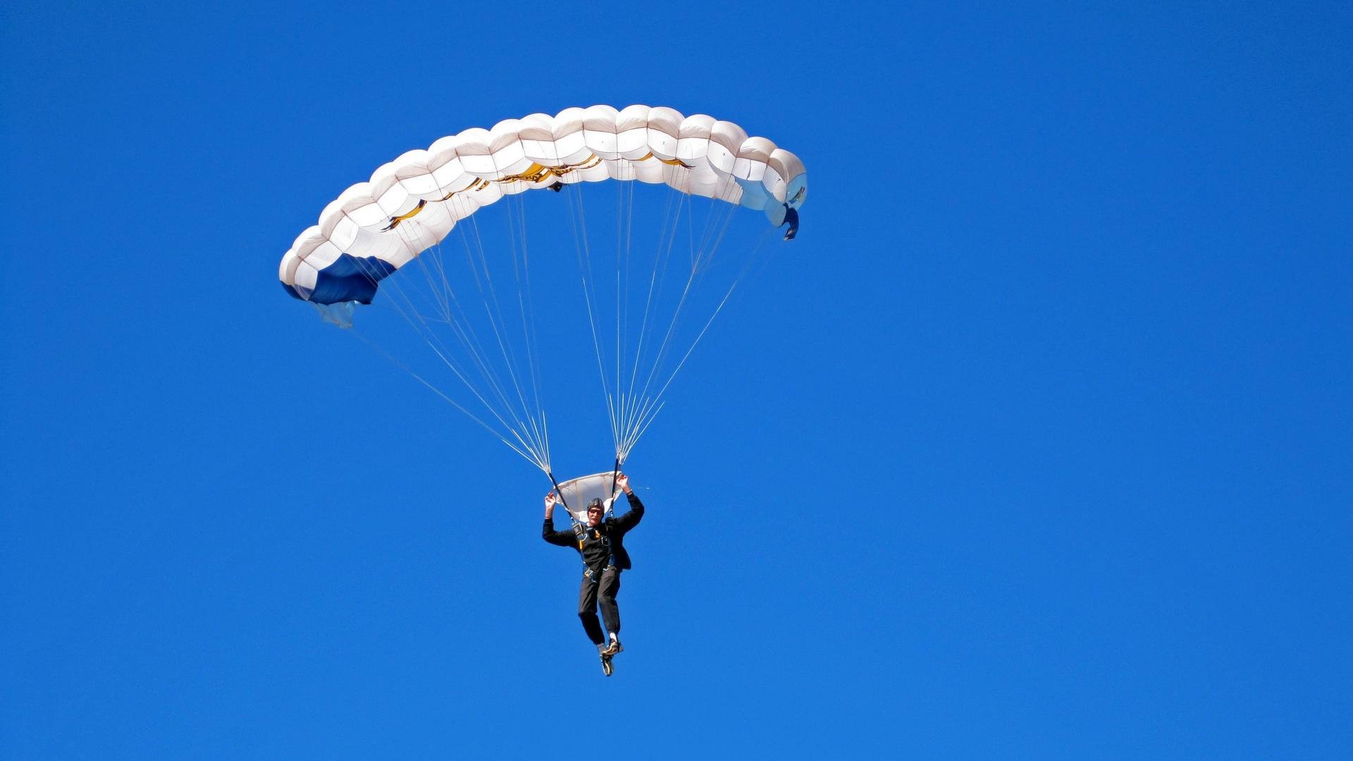 巴拉圭鏢战罗马，坎特成为关键先生