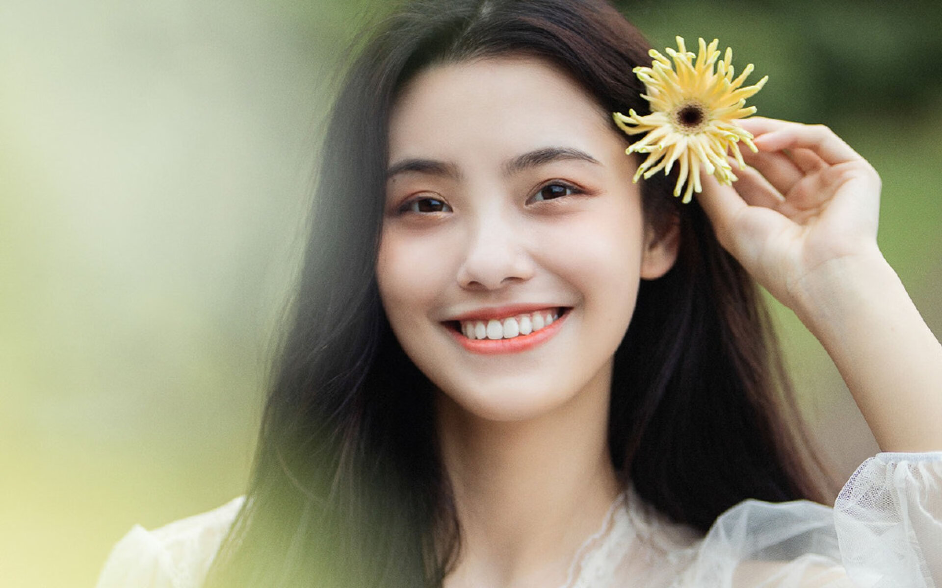 莫兰特点燃篮球元宇宙，篮网在跨时空表演赛中如何粉碎深圳队？