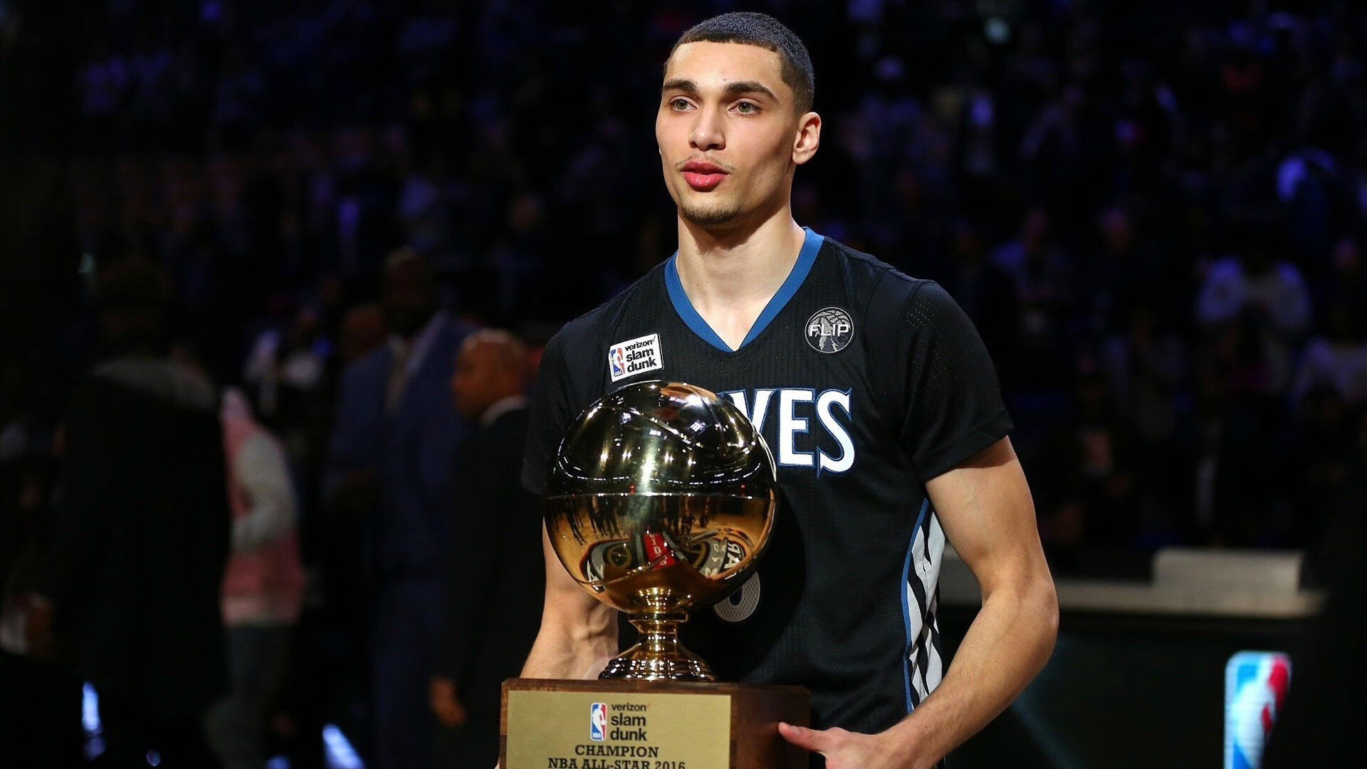 金年会官方网站-英超争冠之夜与塔图姆的教科书表现，体育史诗中的双重辉煌